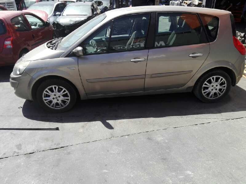 renault scenic ii del año 2008