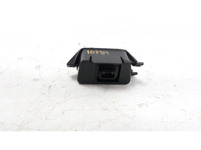 Recambio de interruptor para kia rio (yb) 1.2 cat referencia OEM IAM 84757H8000  