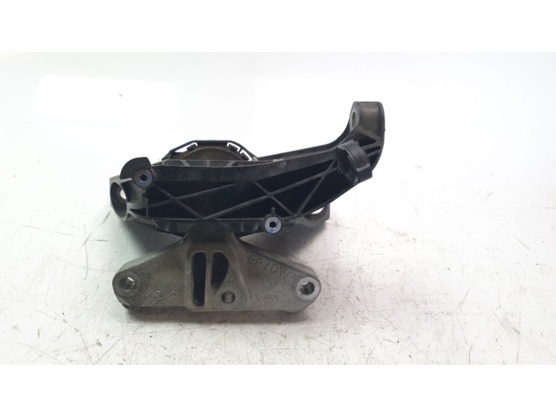 Recambio de soporte motor derecho para peugeot 3008 allure referencia OEM IAM 9820297580  