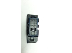 Recambio de mando elevalunas trasero derecho para toyota verso 2.0 d-4d cat referencia OEM IAM 848100F030   2