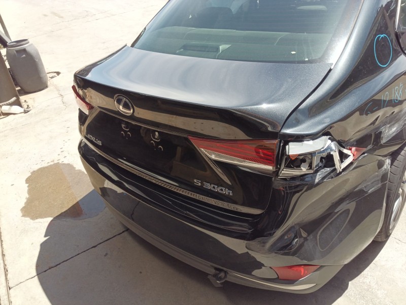 Recambio de tapa maletero para lexus is iii (_e3_) 300h (ave30_) referencia OEM IAM   