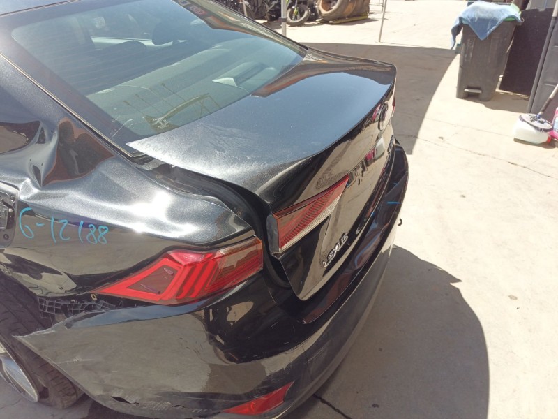 Recambio de tapa maletero para lexus is iii (_e3_) 300h (ave30_) referencia OEM IAM   