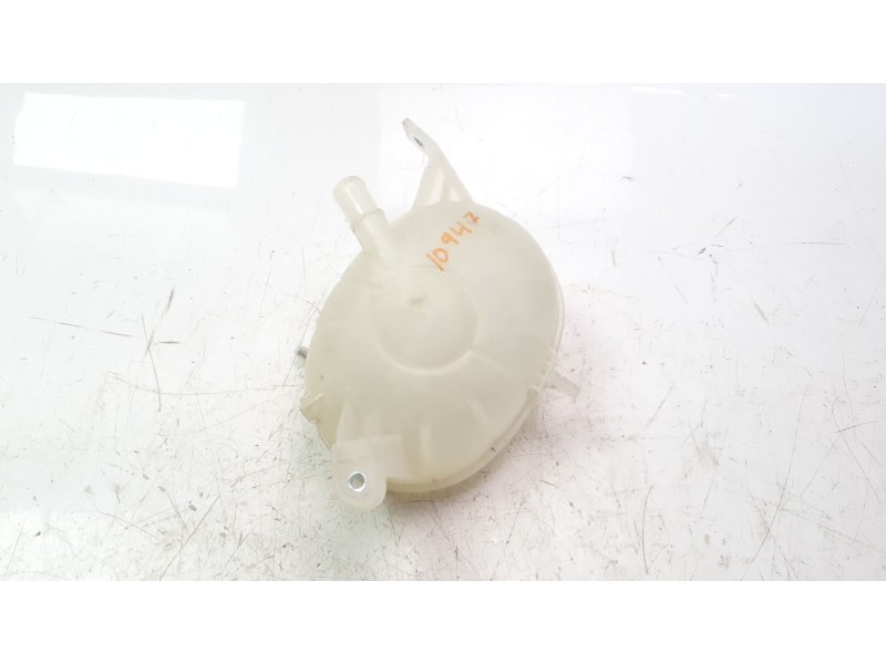 Recambio de deposito expansion para kia niro referencia OEM IAM 25430G2000  