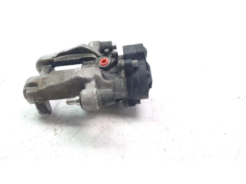 Recambio de pinza de freno trasera derecha para skoda kodiaq ambition referencia OEM IAM 3Q0615424  