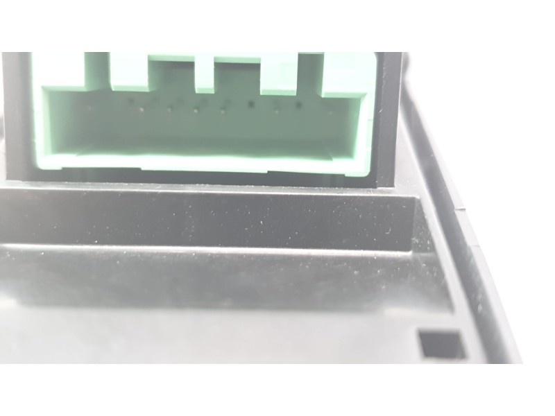 Recambio de mando multifuncion para volvo v60 familiar 2.0 diesel cat referencia OEM IAM P31398845  