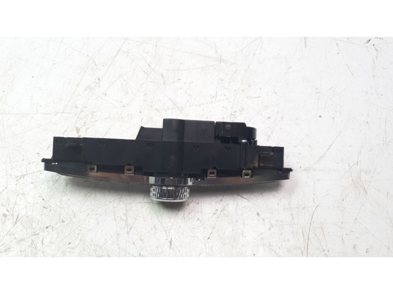 Recambio de mando multifuncion para volvo v60 familiar 2.0 diesel cat referencia OEM IAM P31398845  