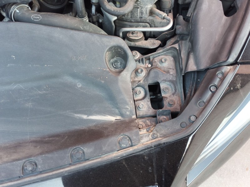 Recambio de cerradura capo para infiniti q50 50 d referencia OEM IAM   