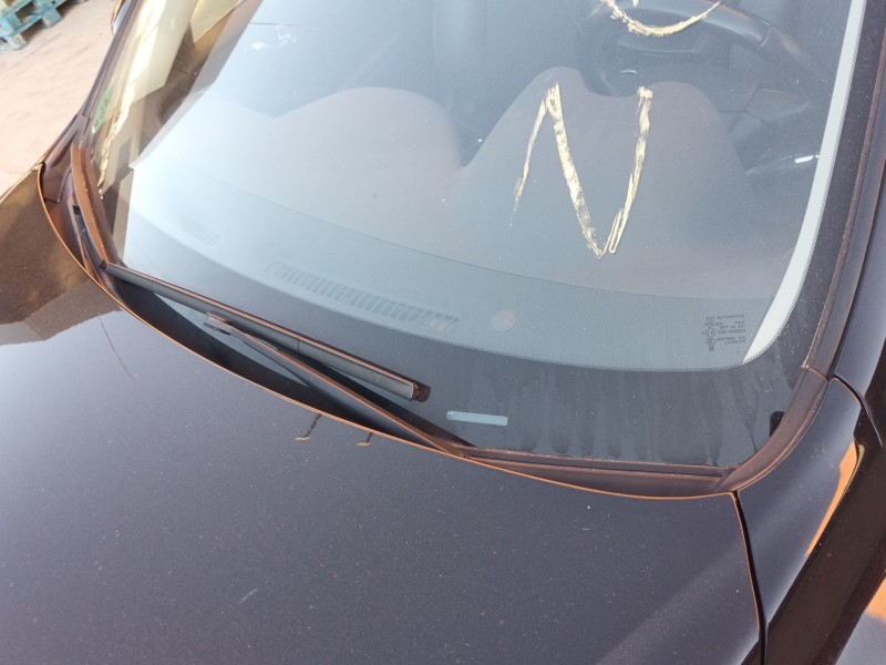 Recambio de brazo limpia delantero izquierdo para infiniti q50 50 d referencia OEM IAM   