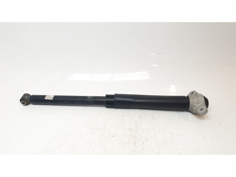 Recambio de amortiguador trasero derecho para ford focus st-line referencia OEM IAM JX6118080EKF  