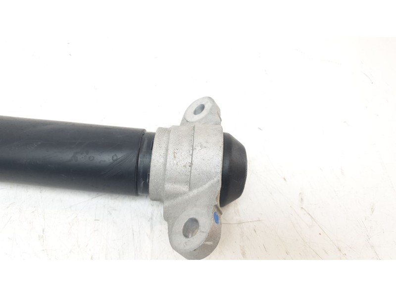 Recambio de amortiguador trasero derecho para ford focus st-line referencia OEM IAM JX6118080EKF  