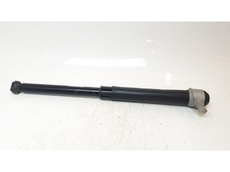 Recambio de amortiguador trasero izquierdo para ford focus st-line referencia OEM IAM JX6118080EKF  