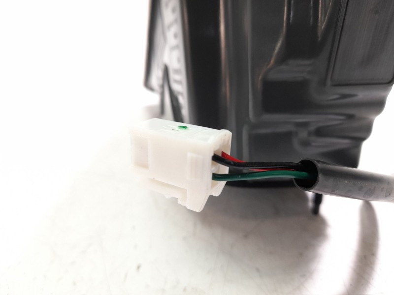 Recambio de piloto trasero izquierdo interior para lexus is iii (_e3_) 300h (ave30_) referencia OEM IAM 8159053172  