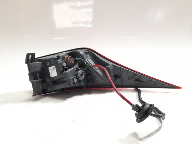 Recambio de piloto trasero izquierdo para lexus is iii (_e3_) 300h (ave30_) referencia OEM IAM   