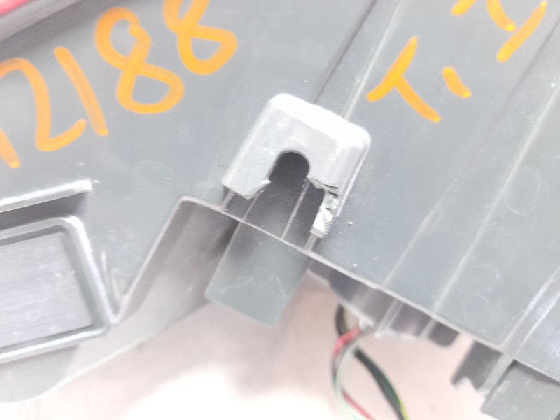 Recambio de piloto trasero izquierdo para lexus is iii (_e3_) 300h (ave30_) referencia OEM IAM   