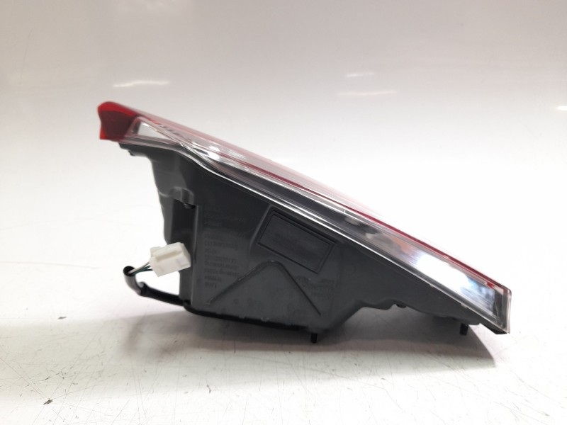 Recambio de piloto trasero derecho interior para lexus is iii (_e3_) 300h (ave30_) referencia OEM IAM 8158053162  