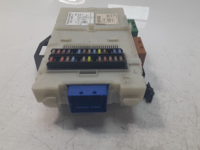 Recambio de caja reles / fusibles para ford s-max (wa6) 2.0 tdci referencia OEM IAM 7G9T14A073CE  