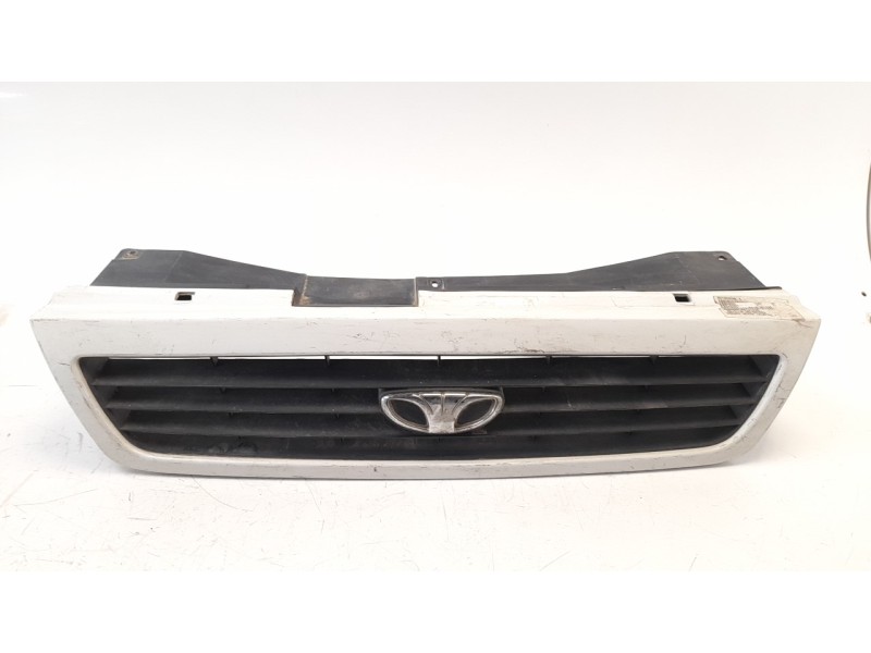 Recambio de rejilla delantera para daewoo nexia referencia OEM IAM 96209251  DW0012011