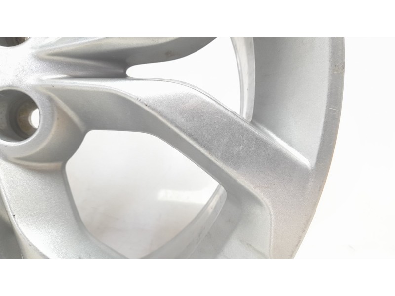 Recambio de llanta para land rover discovery sport (l550) 2.2 d 4x4 referencia OEM IAM FK721007EB  