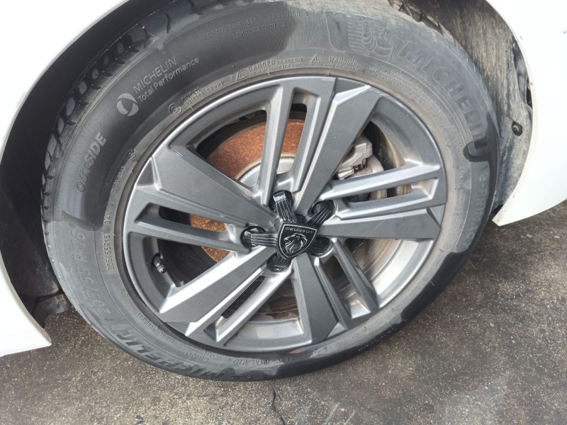 Recambio de llanta para peugeot 308 iii (fb_, fh_, fp_, f3_, fm_) bluehdi 130 (fbyhzl, fbyhzt) referencia OEM IAM   