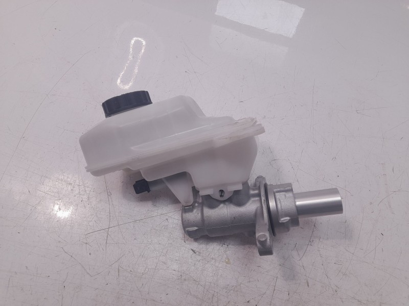 Recambio de bomba freno para toyota corolla (e21) hybrid style referencia OEM IAM 4720109B20  