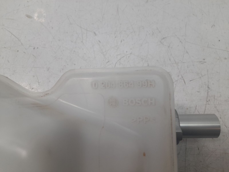 Recambio de bomba freno para toyota corolla (e21) hybrid style referencia OEM IAM 4720109B20  