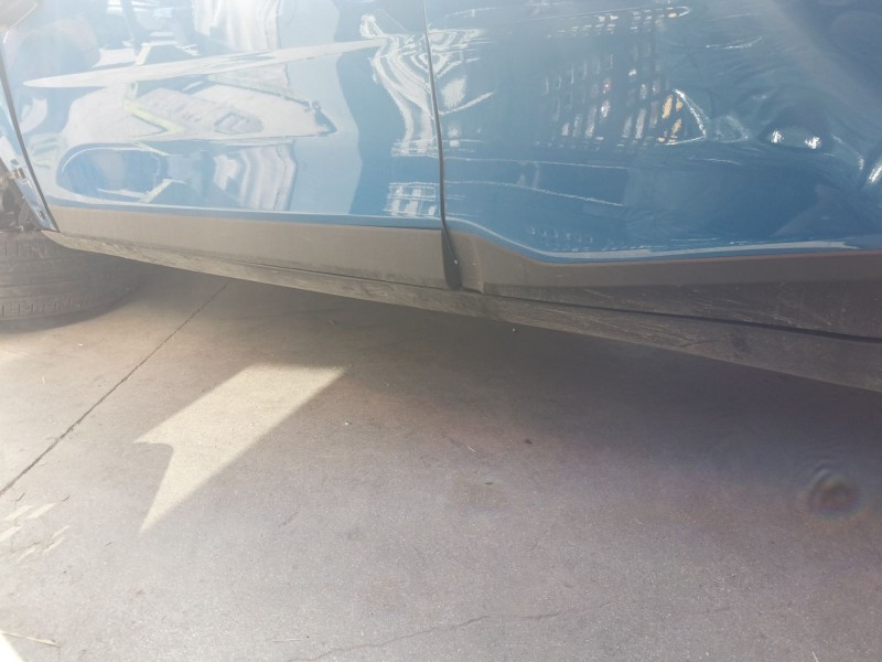 Recambio de estribos laterales para kia stonic (yb) 1.0 t-gdi eco-dynamics+ referencia OEM IAM   