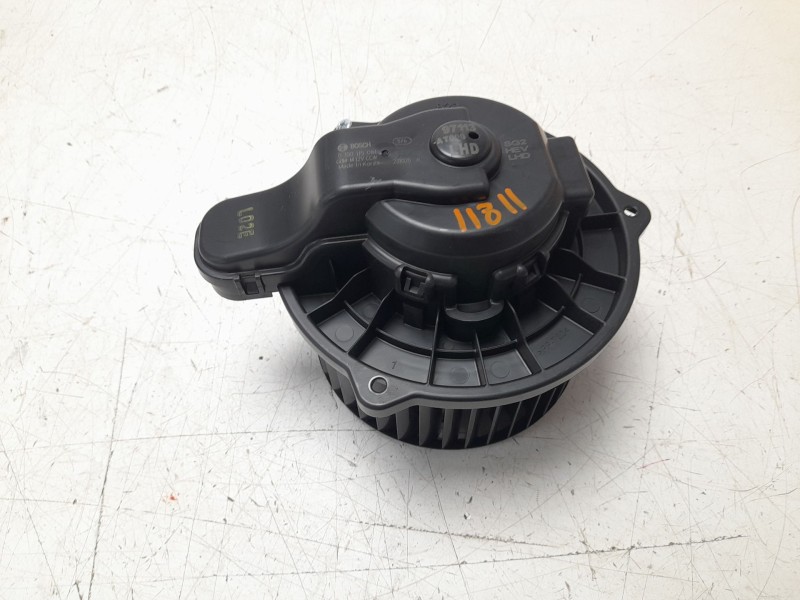 Recambio de ventilador calefaccion para kia niro (sg2) hybrid concept referencia OEM IAM 97113AT000  