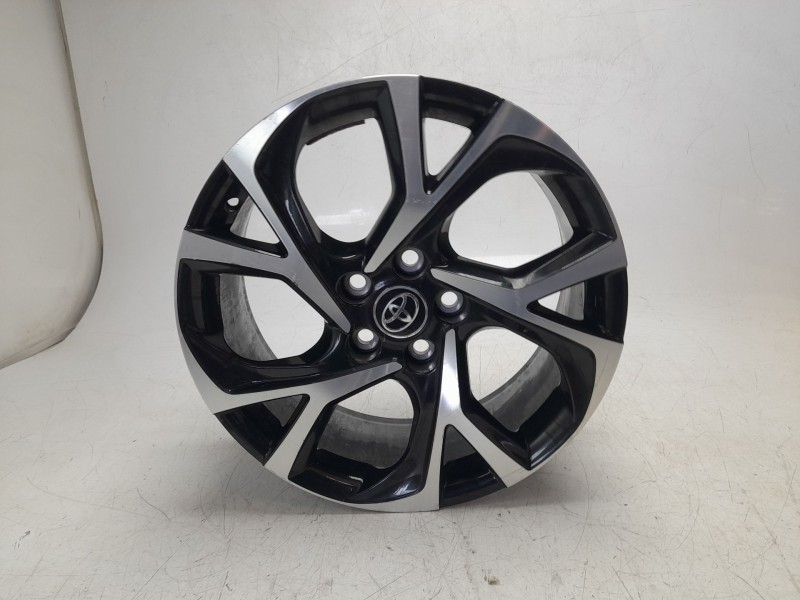 Recambio de llanta para toyota c-hr hybrid active referencia OEM IAM 42611YP360  