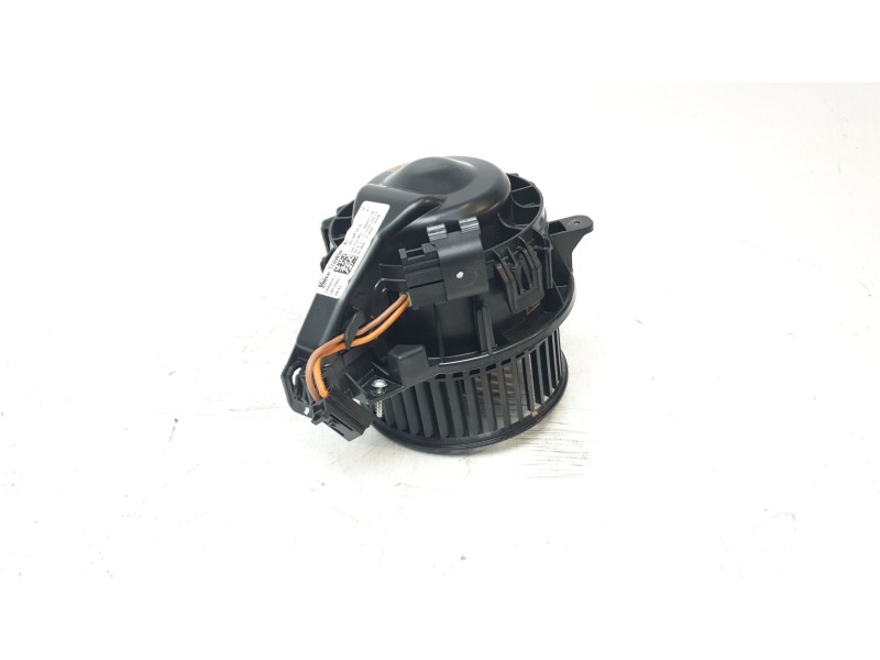 Recambio de ventilador calefaccion para skoda kamiq (nw4) 1.5 tsi referencia OEM IAM 2Q1820021A  