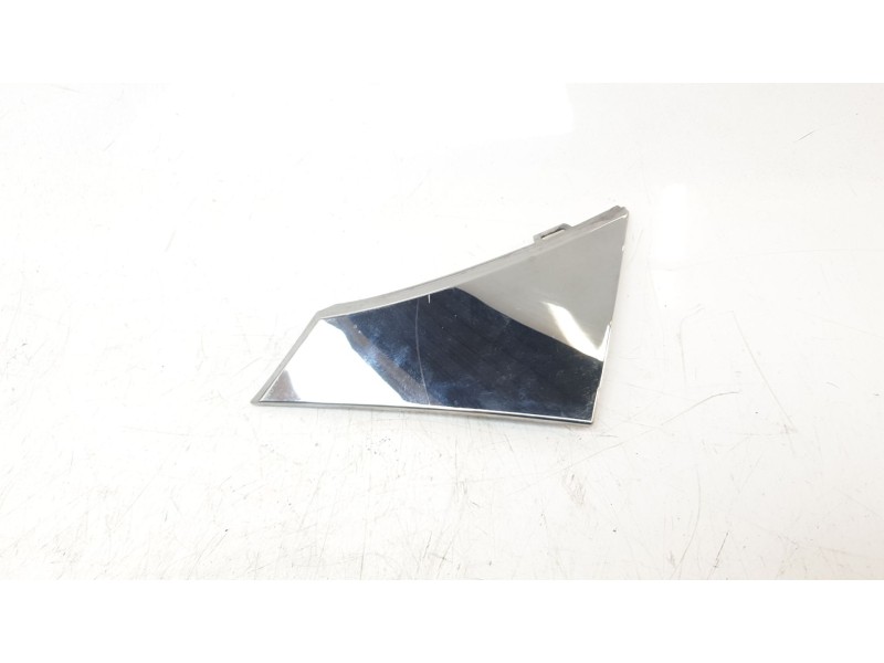 Recambio de moldura bajo faro izquierdo para ds ds 3 / ds 3 crossback (ur_, uc_, uj_) 1.2 puretech 130 referencia OEM IAM 984671