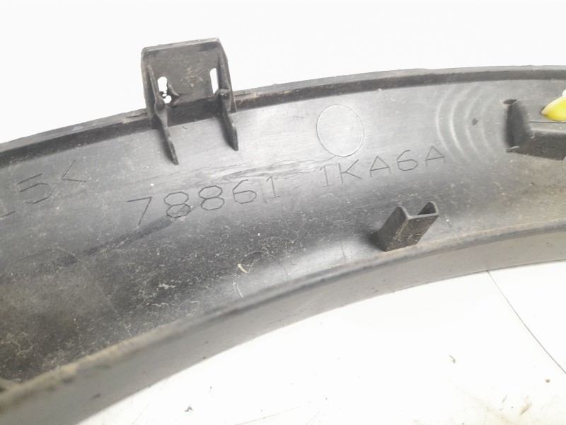 Recambio de aletin trasero izquierdo para nissan juke (f15) ultimate edition referencia OEM IAM 788611KA6A 108802018 