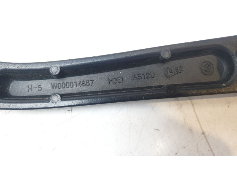 Recambio de brazo limpia delantero derecho para nissan juke (f15) ultimate edition referencia OEM IAM 28881BA62C  