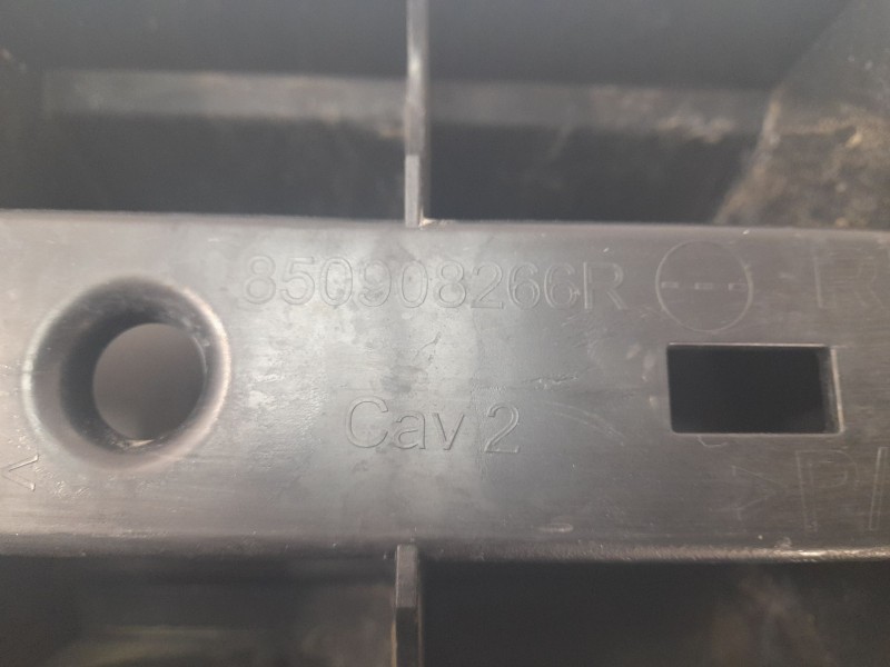 Recambio de refuerzo paragolpes trasero para renault captur ii techno referencia OEM IAM 850908266R  