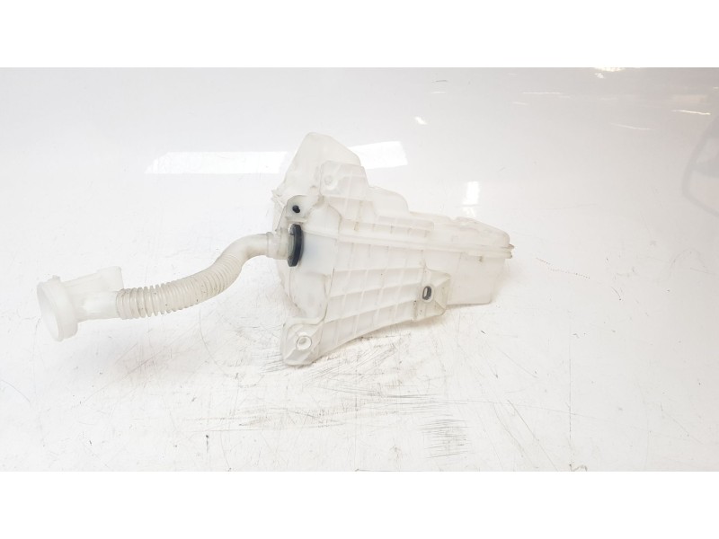 Recambio de deposito limpia para skoda kamiq (nw4) 1.5 tsi referencia OEM IAM 2Q0955448H  