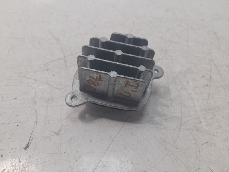 Recambio de bombillas para opel corsa f (p2jo) 1.2 (68) referencia OEM IAM 90186989  