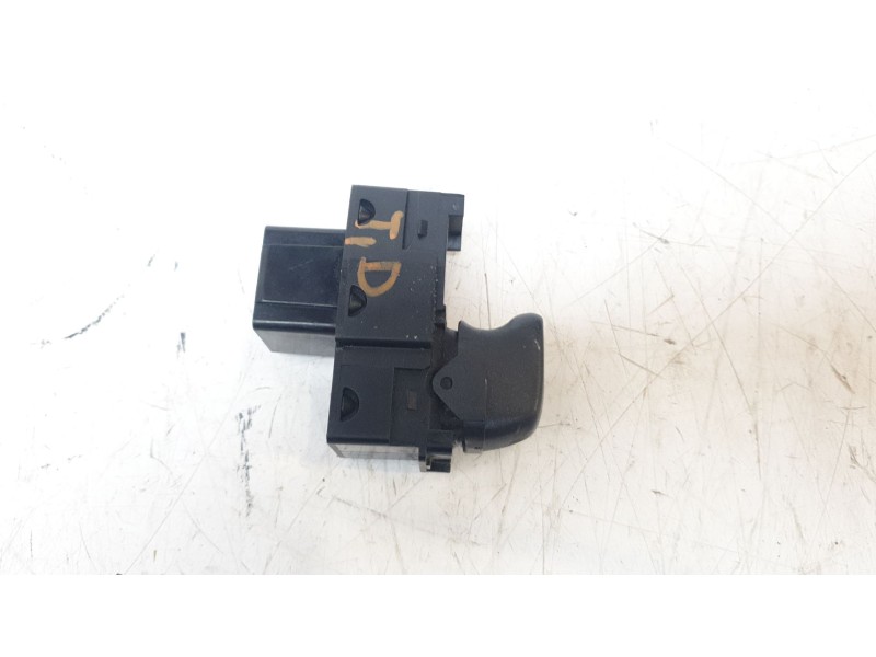 Recambio de mando elevalunas trasero derecho para volvo s60 i (384) d5 referencia OEM IAM 30658696  