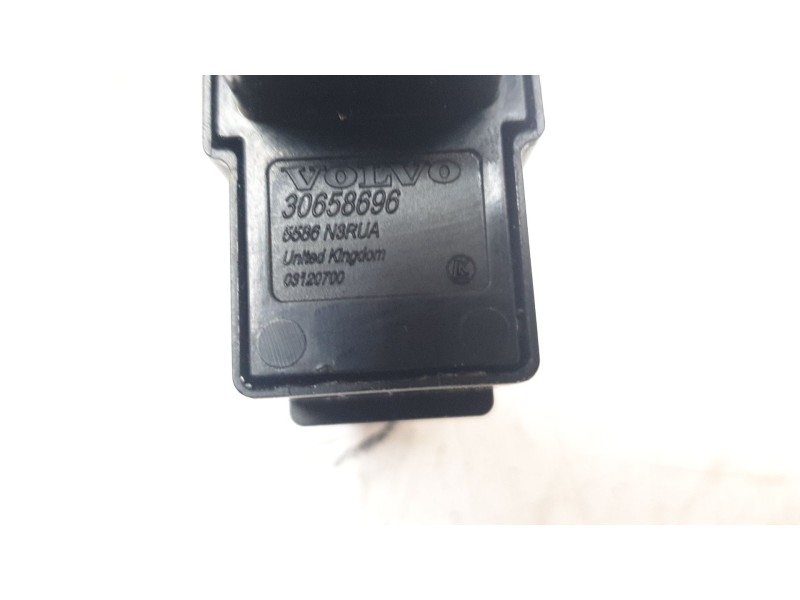 Recambio de mando elevalunas trasero derecho para volvo s60 i (384) d5 referencia OEM IAM 30658696  