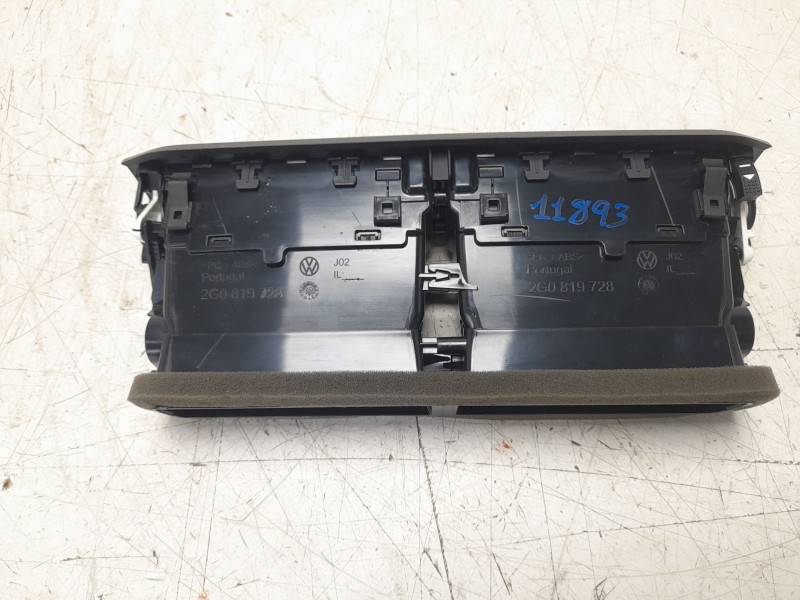 Recambio de aireador central para volkswagen polo advance referencia OEM IAM 2G0819728GQVQ  