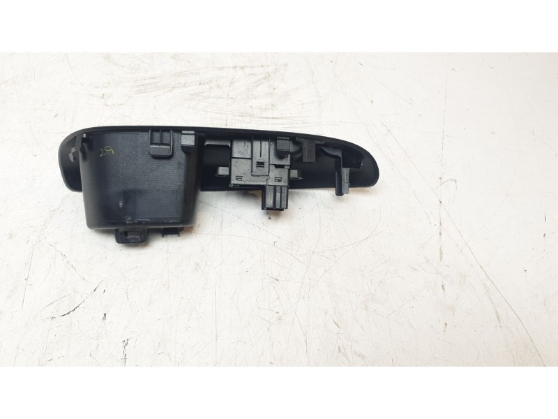 Recambio de mando elevalunas trasero izquierdo para nissan juke (f15) ultimate edition referencia OEM IAM 254111KL5A IAF570017 