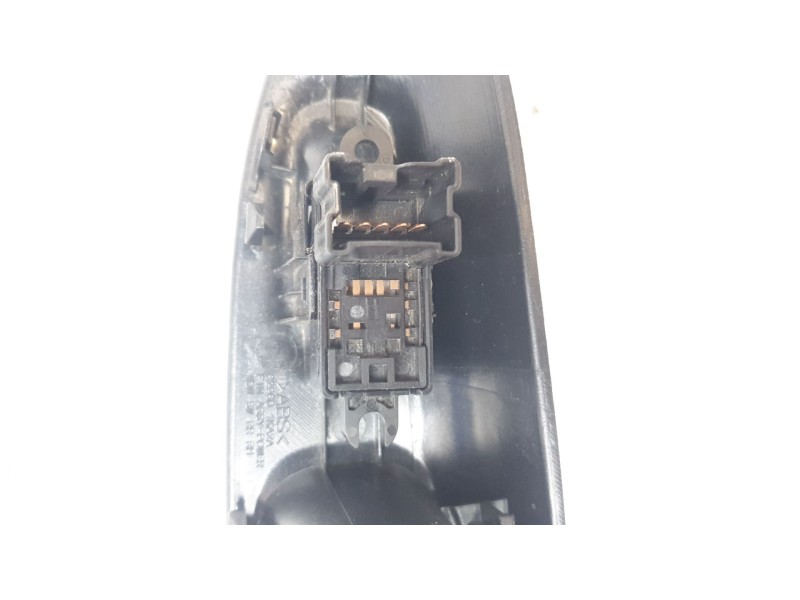 Recambio de mando elevalunas trasero izquierdo para nissan juke (f15) ultimate edition referencia OEM IAM 254111KL5A IAF570017 