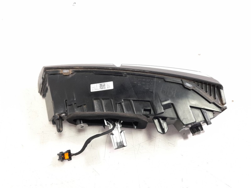 Recambio de piloto trasero izquierdo interior para peugeot 308 iii (fb_, fh_, fp_, f3_, fm_) bluehdi 130 (fbyhzl, fbyhzt) refere