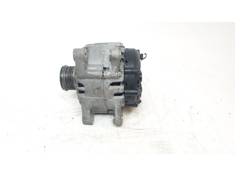 Recambio de alternador para opel corsa f (p2jo) 1.2 (68) referencia OEM IAM 9835689480  