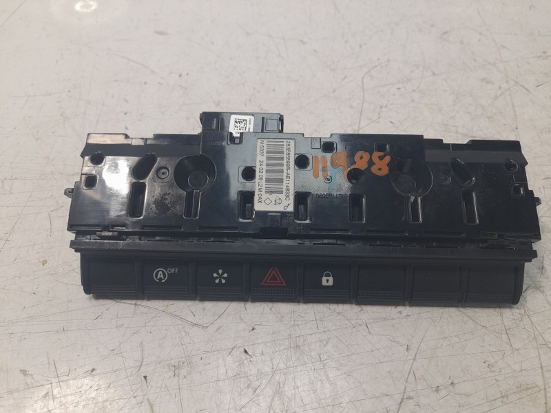 Recambio de warning para renault captur ii techno referencia OEM IAM 283E85899R  