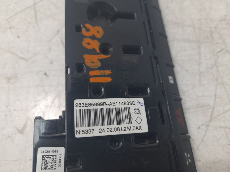 Recambio de warning para renault captur ii techno referencia OEM IAM 283E85899R  