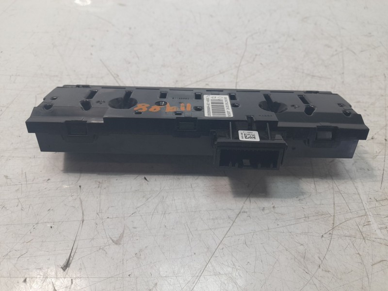 Recambio de warning para renault captur ii techno referencia OEM IAM 283E85899R  