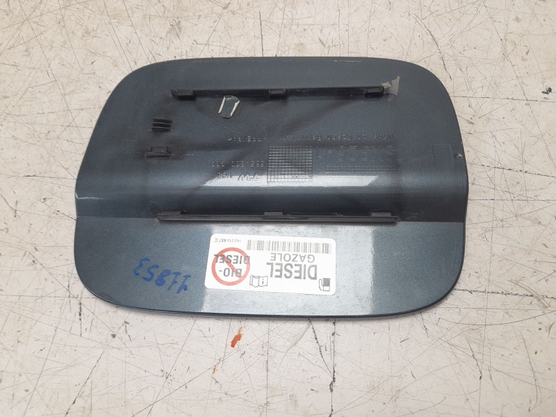 Recambio de tapa exterior combustible para skoda kodiaq ambition referencia OEM IAM 565809909  