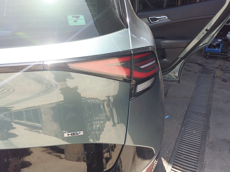 Recambio de piloto trasero derecho interior para kia sportage v (nq5) 1.6 t-gdi hybrid referencia OEM IAM   