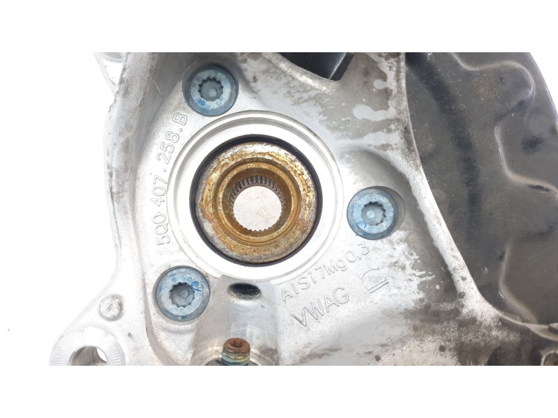 Recambio de mangueta delantera derecha para skoda kodiaq ambition referencia OEM IAM 5Q0407258B  