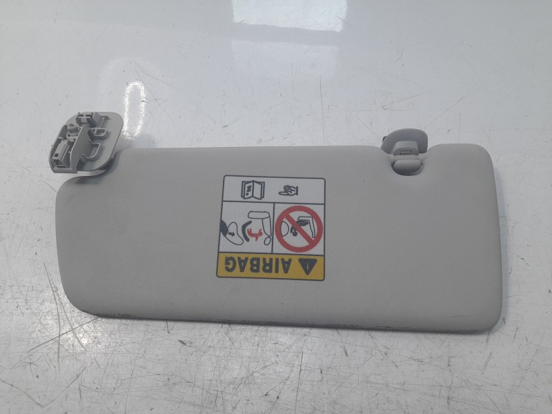 Recambio de parasol derecho para renault captur ii techno referencia OEM IAM 964002583R  