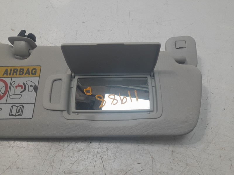 Recambio de parasol derecho para renault captur ii techno referencia OEM IAM 964002583R  